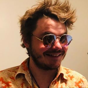 Meet your Posher, Daniel